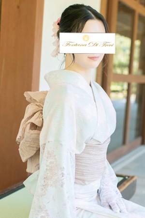 高松トレビの泉 水那月 杏～みなつき あん～