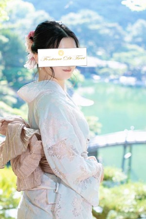 高松トレビの泉 水那月 杏～みなつき あん～