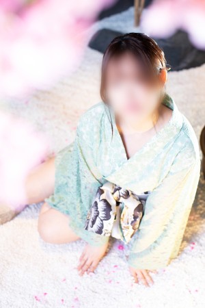 松山メンズエステ　膝麻久庵 白森　さくら