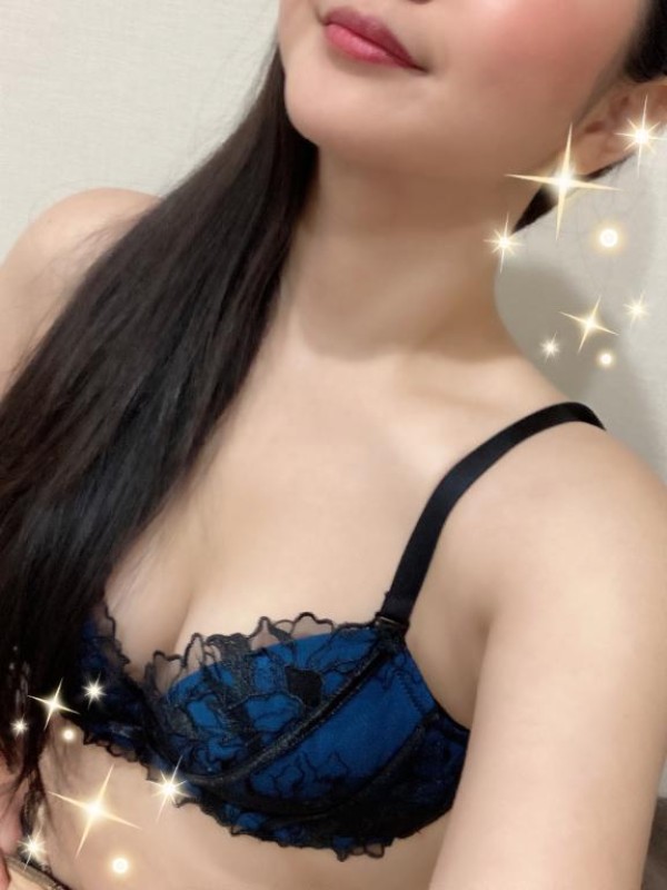 英乃國屋 れいな おはよ(*???*)/?