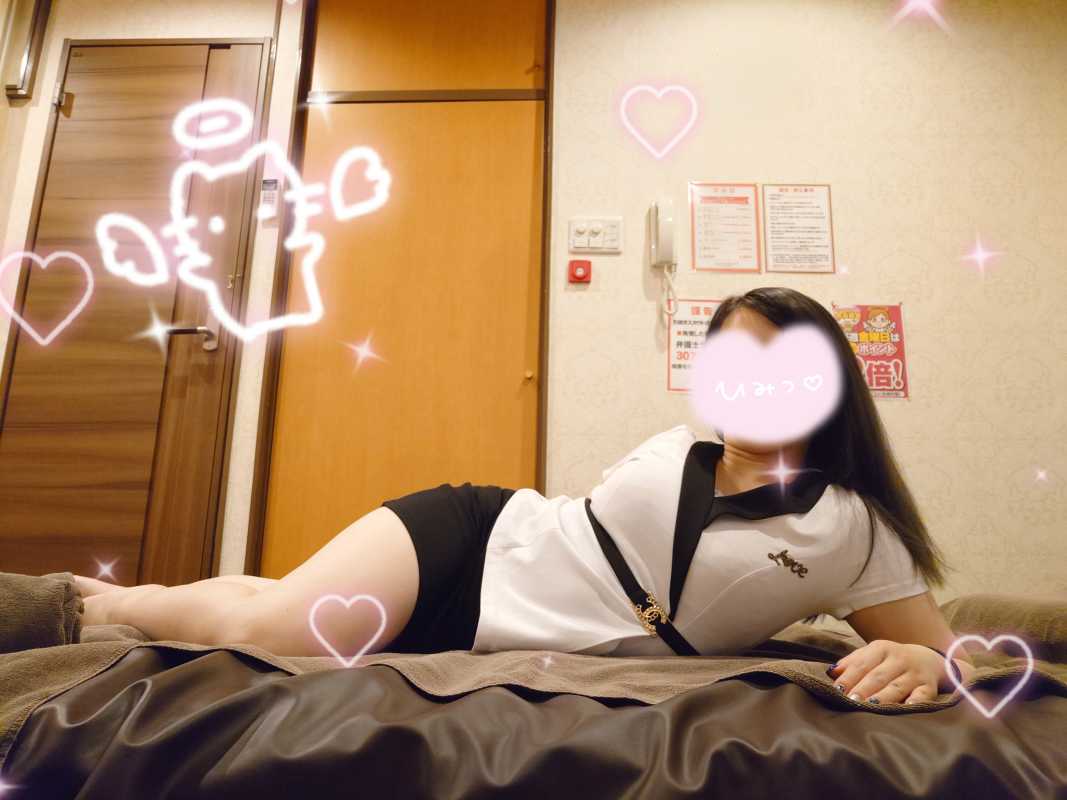 SPAアロマショコラ 神野　琴音 ろぐいん🩷 ̖́-