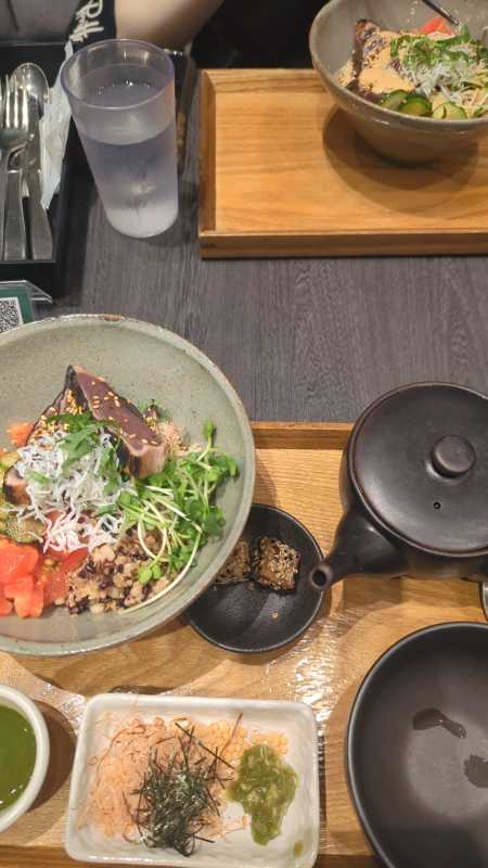 セレブメンエス　ロイヤル 青山　あかね 本日出勤
