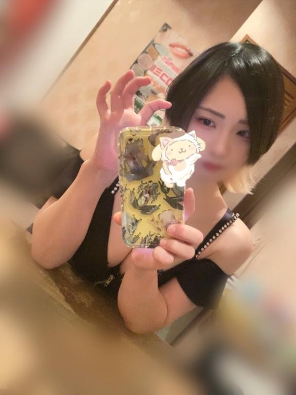 れお♡誰もが振り返る最高彼女? 18時15分～19時半、23時半～のみ??