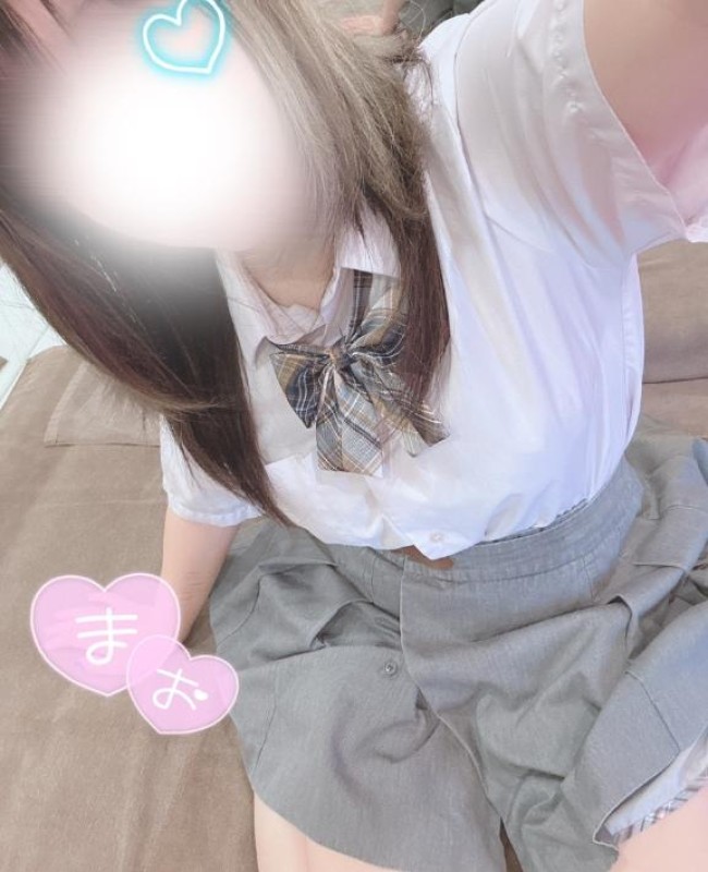 愛ドル学園　☆制服着たまま部☆ まお☆極上ふわふわおっぱい 🍍彡