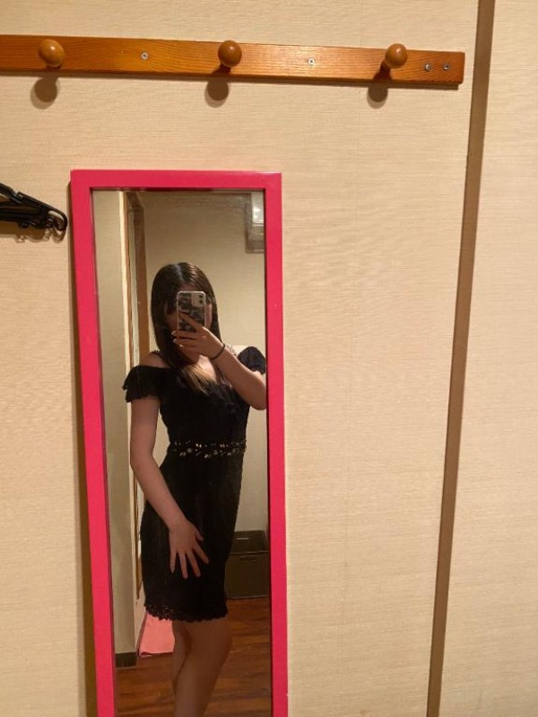 山本　ななみ出勤??