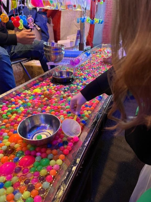 アメイジングビル えみり～マット～ 幽霊部員、出勤します