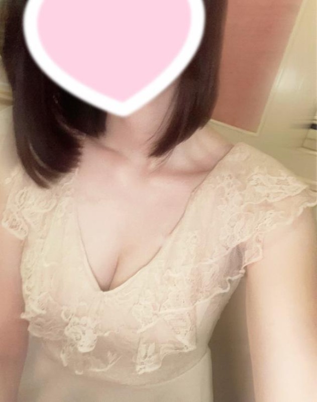 英乃國屋 みな 出勤?