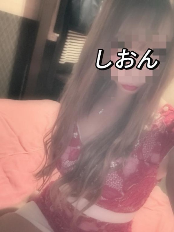 しおん【ロイヤルOP対応】出勤しました?