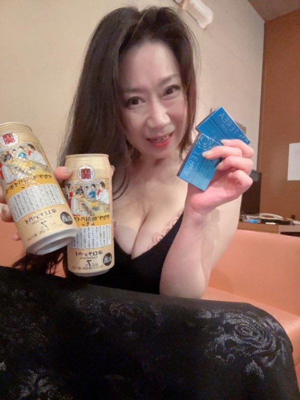 金瓶梅 かおる Σヾ(･ω･´●)ﾉわぉ!!