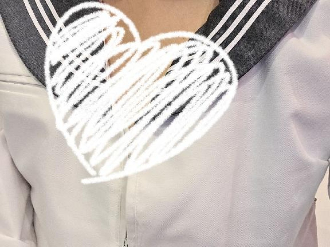 愛ドル学園　☆制服着たまま部☆ るな☆無邪気な笑顔の未経験 予約ありがとう?