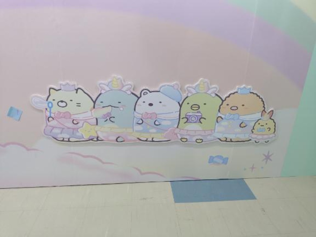 赤と黒 小森　みな しばらくおやすみ