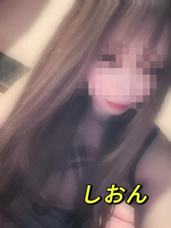 しおん【ロイヤルOP対応】出勤しました?