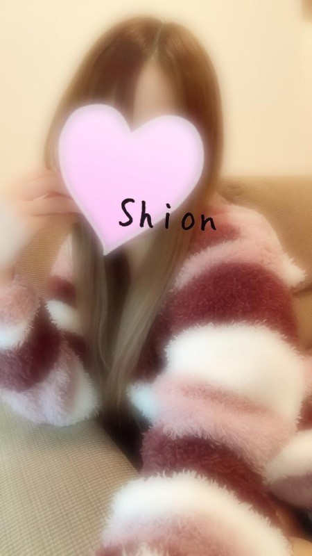 秋月 しおん☆完全地元綺麗系美人寒くなってきて??