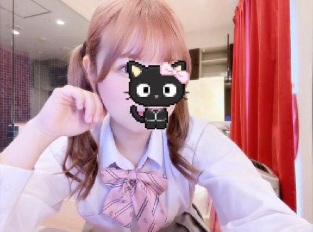 愛ドル学園　☆制服着たまま部☆ 白川　ゆずな☆止まらない可愛さ ????