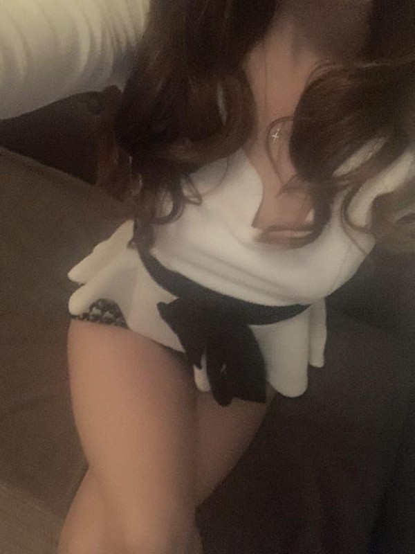 英乃國屋 えま 日曜日?