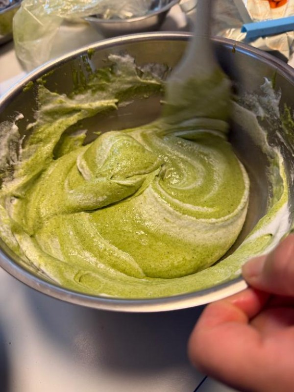 みうクリスマスケーキは何を作ったでしょうか？