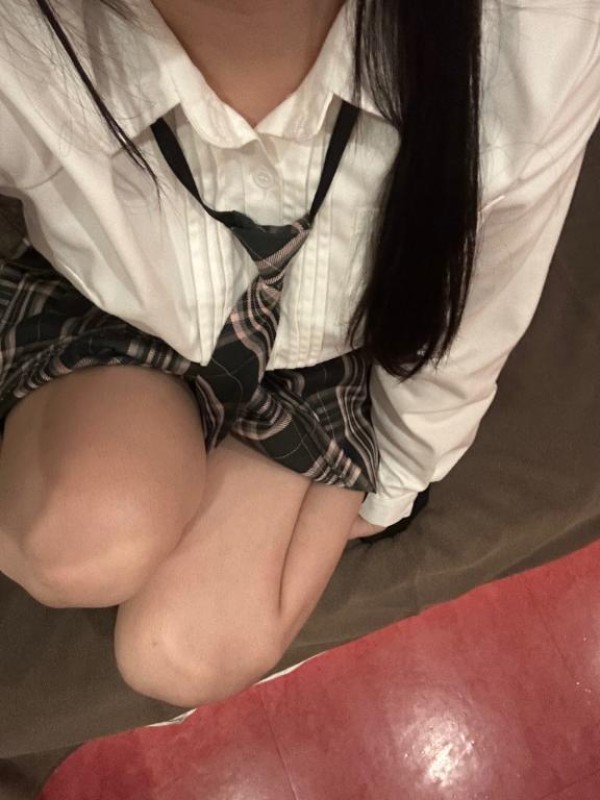 愛ドル学園　☆制服着たまま部☆ 乃坂　もか☆ときめき届けます♡ 明日も