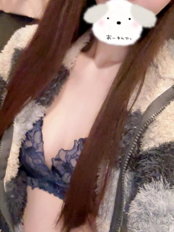 道後トレビの泉 白石　あんな☆未経験大当たり お題：今日は「キャッシュレスの日」現金派？カード派？電子マネー派？に回答♪