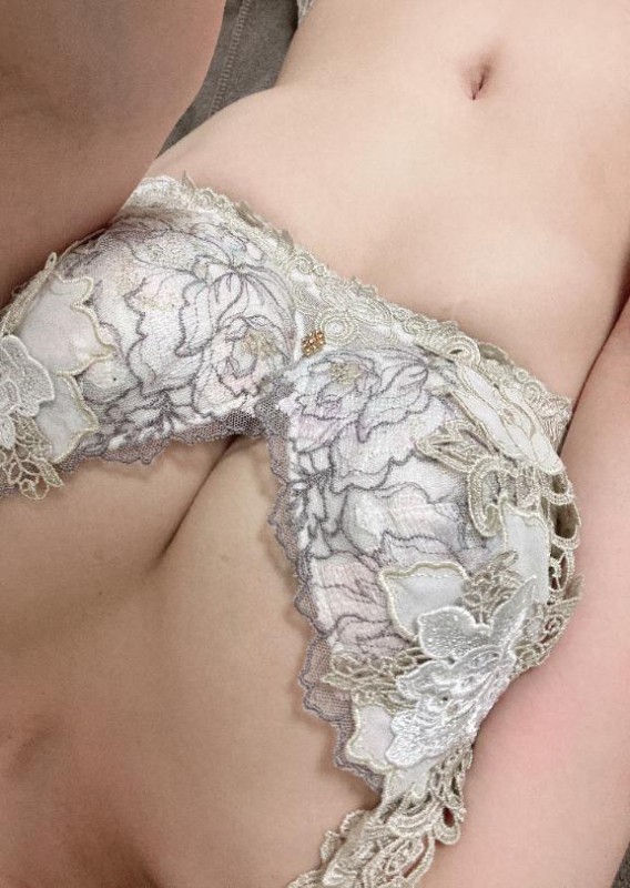 美月　まりあ今日もありがとう??