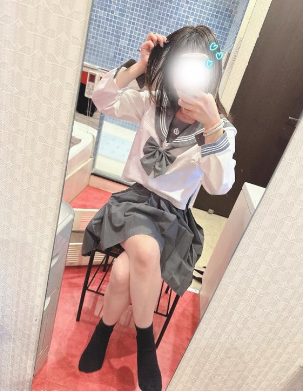 愛ドル学園　☆制服着たまま部☆ まお☆極上ふわふわおっぱい ???