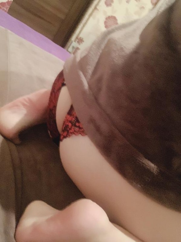 えりか☆誘惑的な色気溢れる表情18時半頃から??