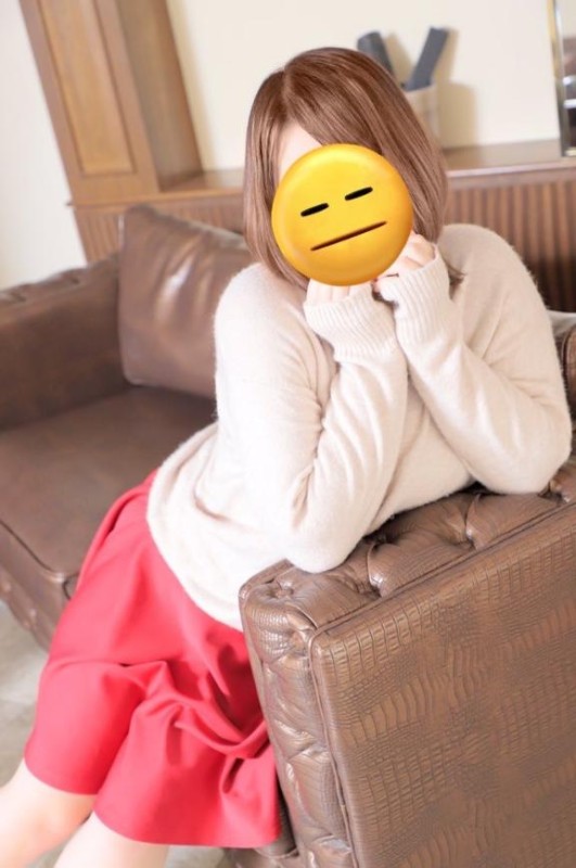 えりか☆誘惑的な色気溢れる表情働いて、働いて、働いてまいります。