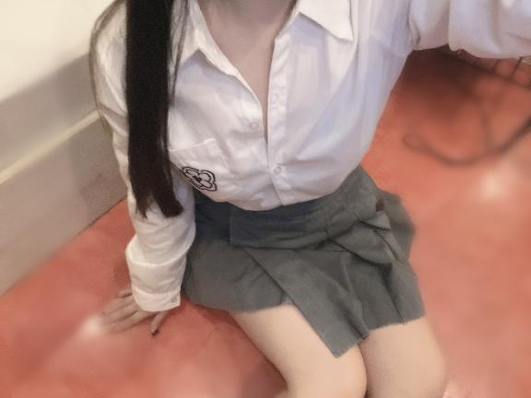 愛ドル学園　☆制服着たまま部☆ あまなつ　さつき☆ご奉仕大好き 出勤??