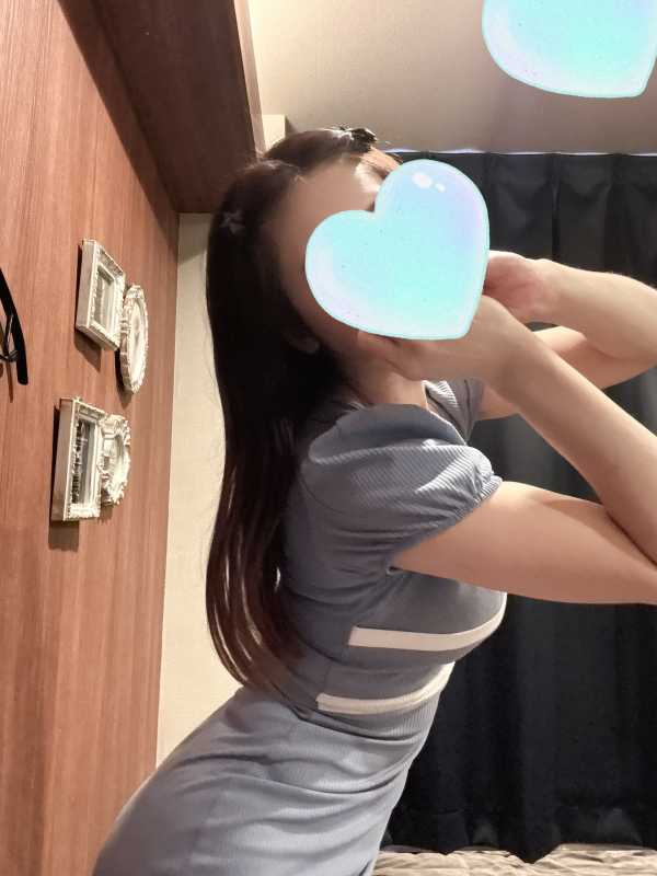 セレブメンエス　ロイヤル 吉川　ゆり 本日　出勤❤️