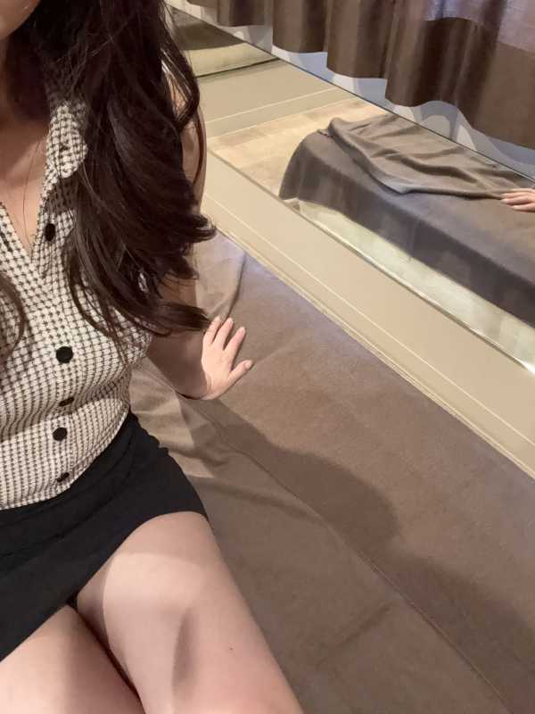 セレブメンエス　ロイヤル 桜庭　えみり 出勤しました💕