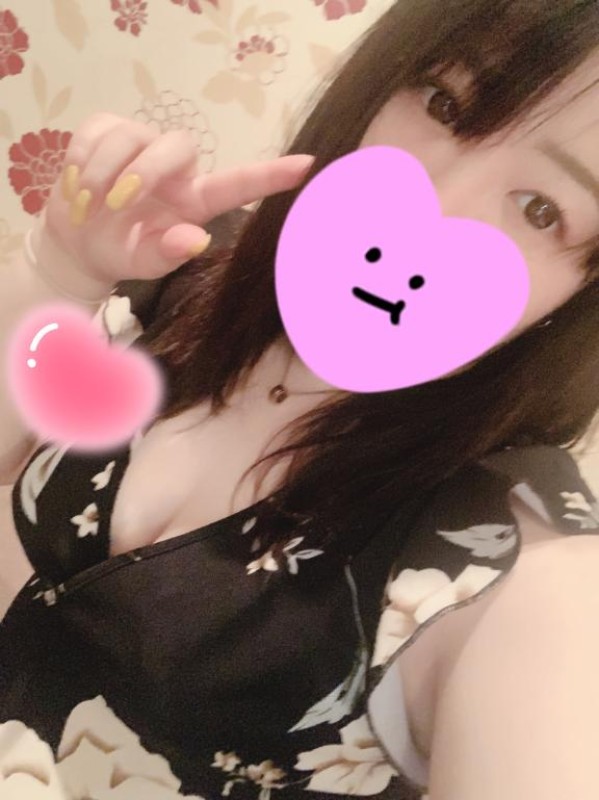 えりか☆誘惑的な色気溢れる表情白は200色あるんや……