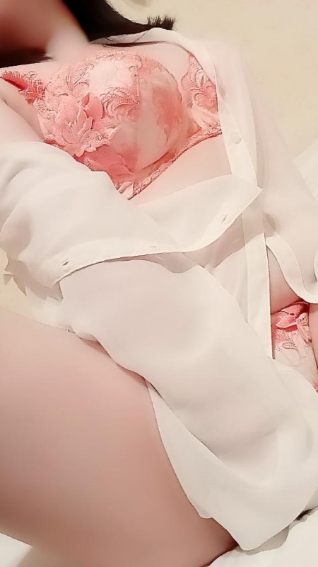巴♡まみ【ロイヤルOP対応】雨の日はチャンスなんですよ