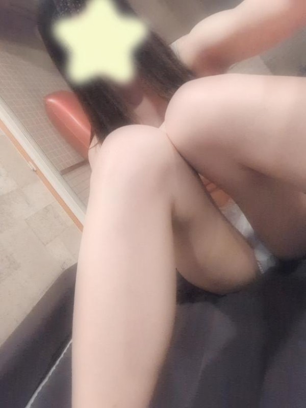 道後トレビの泉 桃瀬　ゆめの☆現役学生Fカップ☆ 焦らされるのって…どう？?