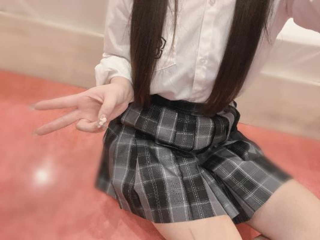愛ドル学園　☆制服着たまま部☆ あまなつ　さつき☆ご奉仕大好き ? . ?. ???