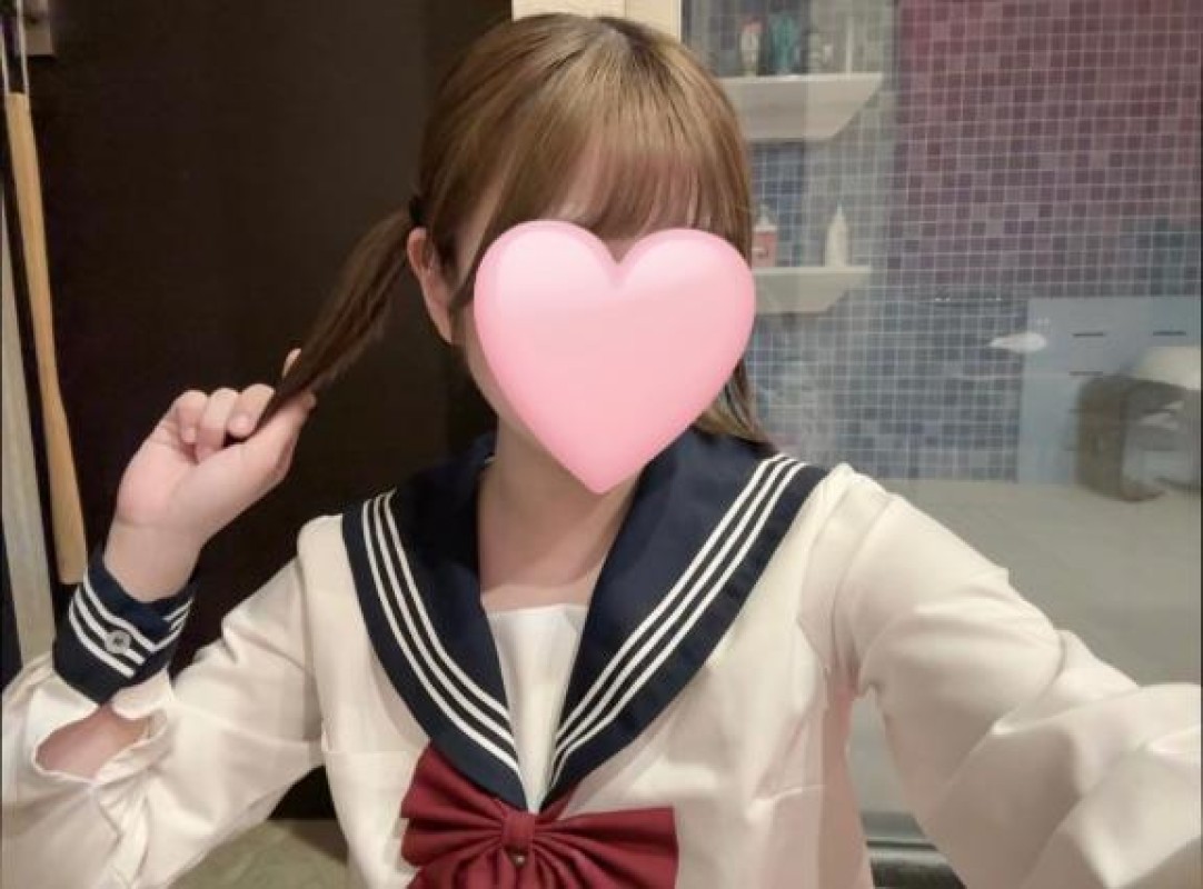 愛ドル学園　☆制服着たまま部☆ 白川　ゆずな☆止まらない可愛さ 戻ったあ！