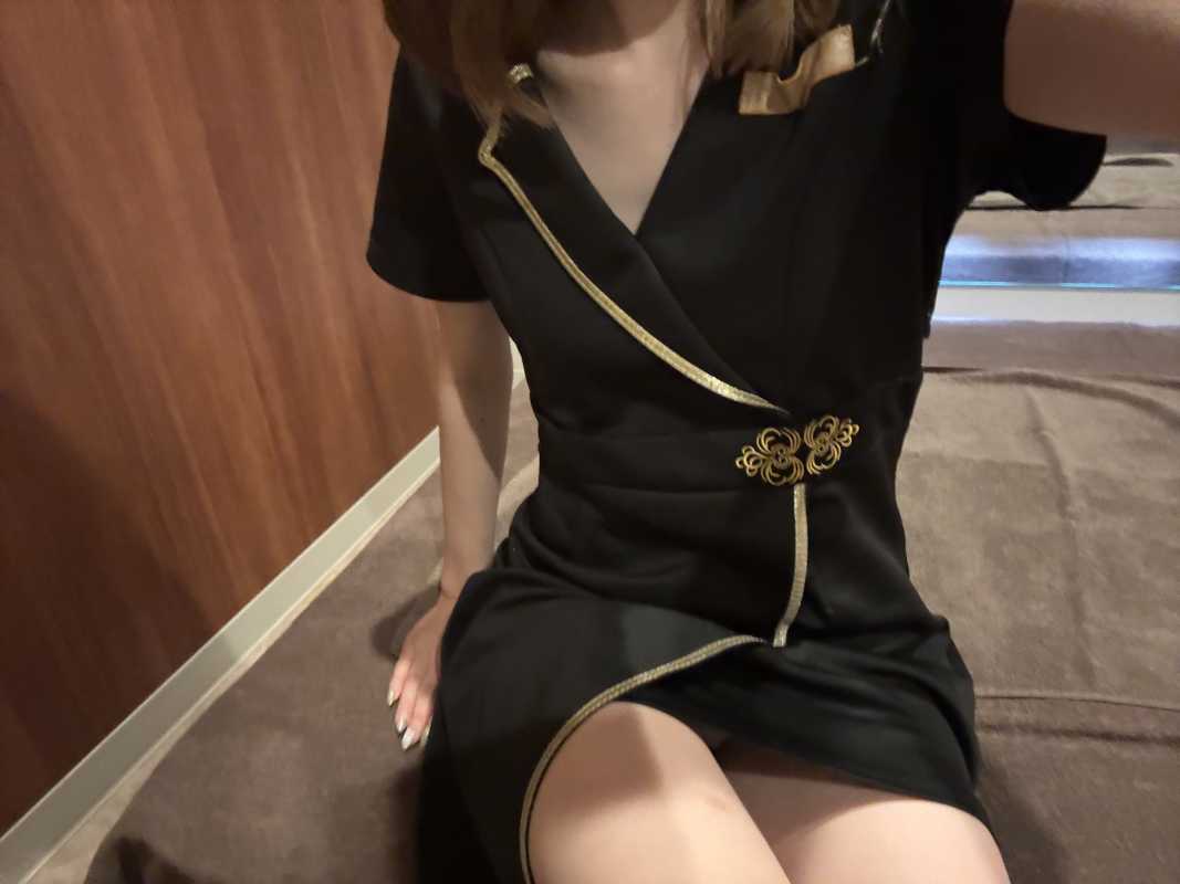 セレブメンエス　ロイヤル 早瀬　あずさ お待ちしてます♡