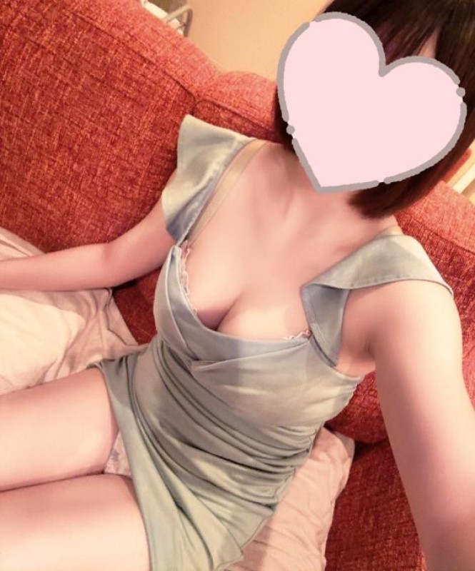 七星 亜美～ななほし あみ～[お題]from:アオザイ着てほしい！さん