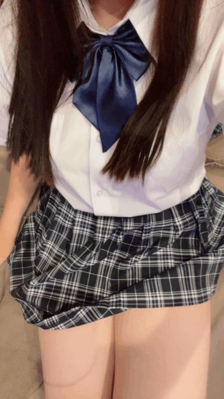 愛ドル学園　☆制服着たまま部☆ ふうあ☆未経験・黒髪・18才！ ?