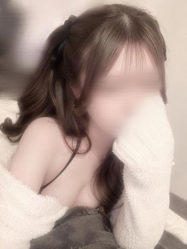 金毘羅ソープ　俺のシンデレラ　必ず見つかる貴方のシンデレラ嬢 みおん♡愛嬌満点♡Eカップ美尻 ?顔隠してるけど胸は全然隠れてない件について?