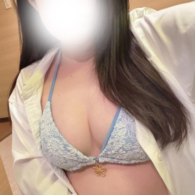 2026年08月05日 11:08 ディープエステプラス♡ふみか♡(22)の写メブログ：出勤しました！の画像