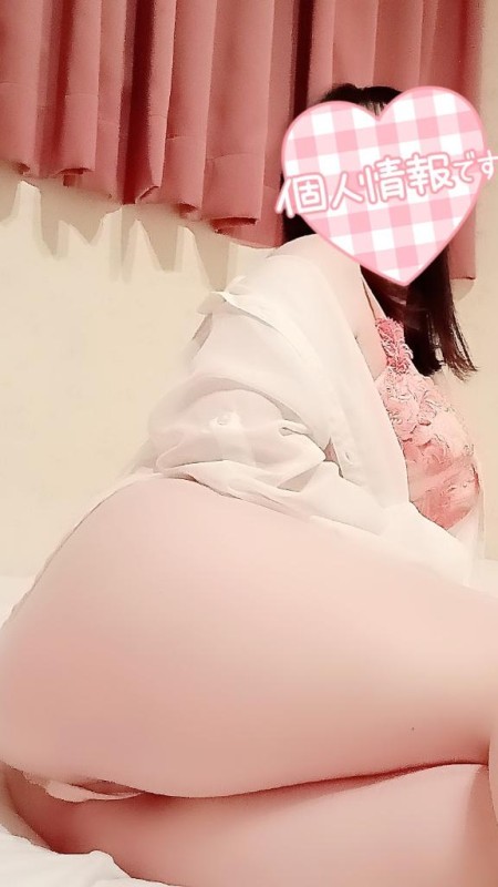 巴♡まみ【ロイヤルOP対応】〇〇は横向きが好き