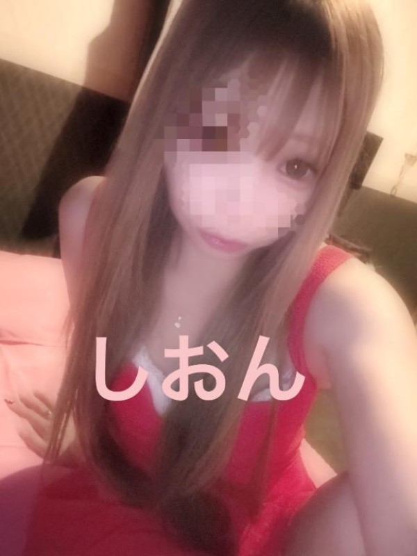 しおん【ロイヤルOP対応】出勤しましたよん??