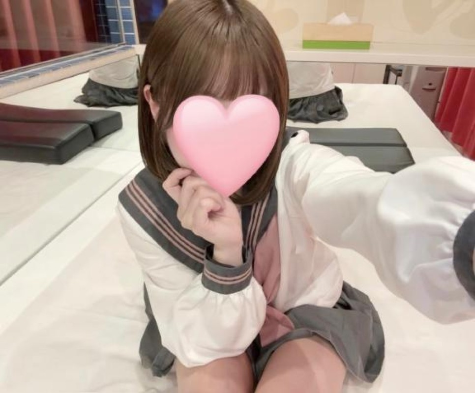 愛ドル学園　☆制服着たまま部☆ ゆずな☆止まらない可愛さ おはよ?(?´0`?)?
