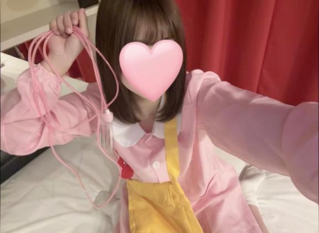 愛ドル学園　☆制服着たまま部☆ ゆずな☆止まらない可愛さ ?