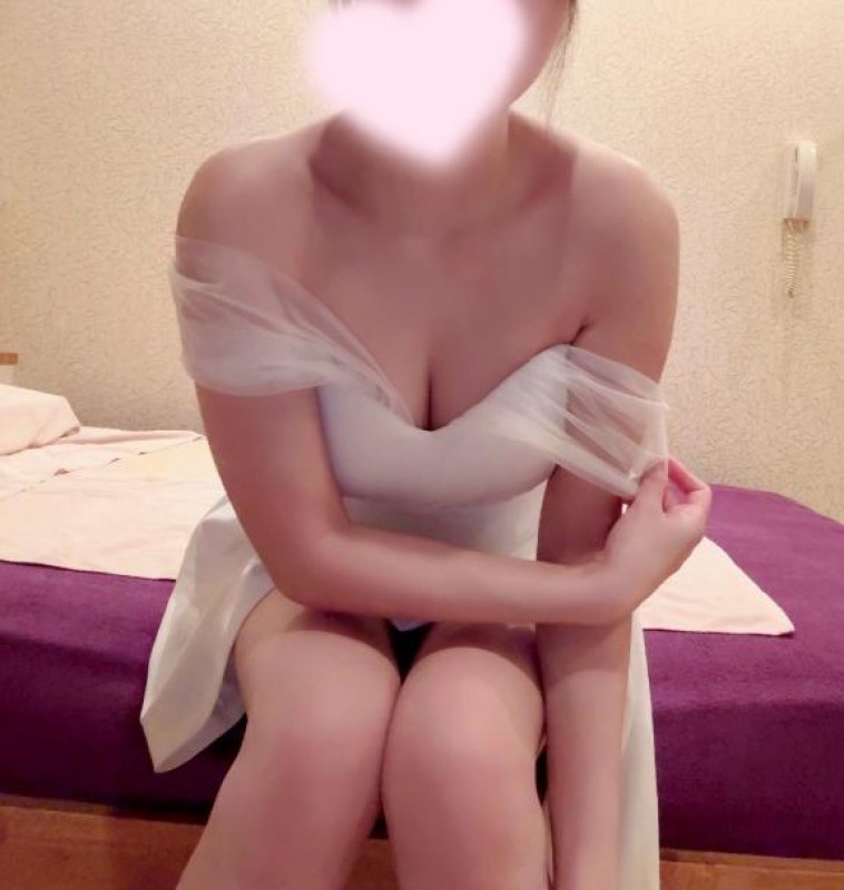 七星 亜美～ななほし あみ～自撮り難しい?